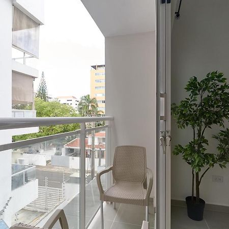 Dom. Rep. Exclusive 2 bed Apt. Evaristo Morales Santo Domingo Exterior foto